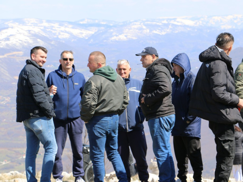 Mirno okupljanje na Zahumu: Ramci poručili – ''Ne damo svoje!''