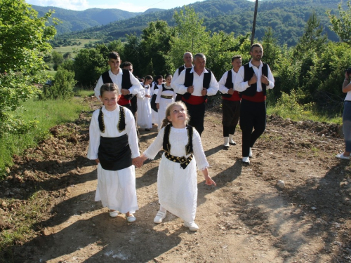 FOTO: Jedinstveni događaj na Pidrišu - stigle moći sv. Ante