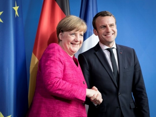 Macron čestitao Merkel, želi nastaviti "iznimno važnu" europsku suradnju