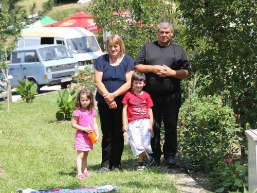 FOTO: Na Uzdolu svečano proslavljen sv. Ivo i 160. obljetnica župe