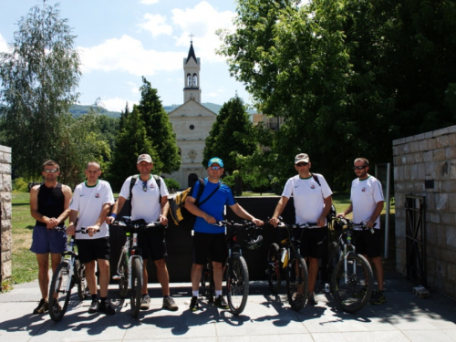 Ramski biciklisti i hodočasnici krenuli na hodočašće u Sinj