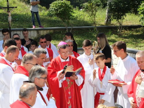 FOTO: Na Uzdolu obilježena 25. obljetnica zločina nad Hrvatima