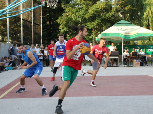 FOTO: ''General Vasilije Mitu'' iz Zagreba pobjednik 15. Streetball Rama