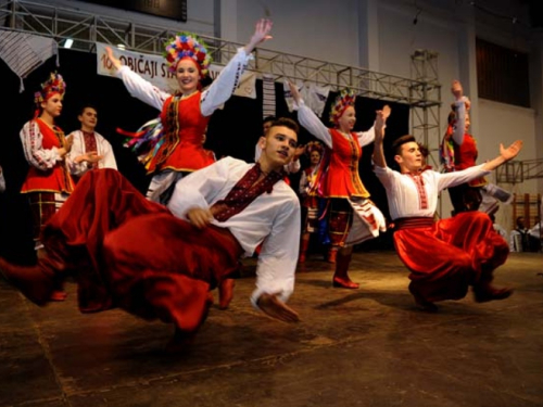 Ramci po deseti puta okupili brojne folkloraše