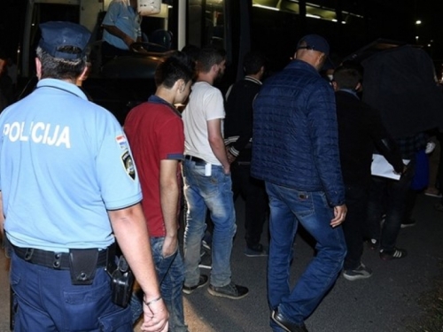 Turci ilegalno iz BiH ušli u Hrvatsku pa sjeli u autobus