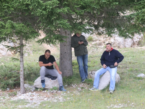 FOTO: Na Vranu služena sv. misa za poginule duvandžije