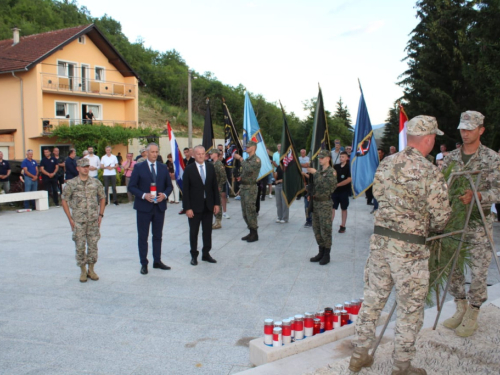 FOTO: Na Uzdolu obilježen Dan udruge Treće bojne brigade Rama i branitelja Uzdola