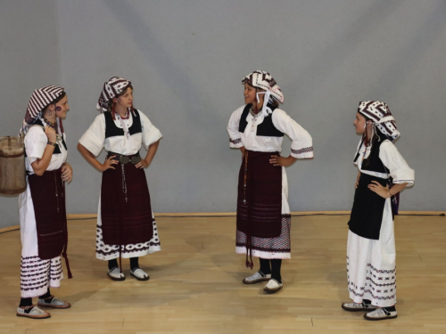 FOTO: 3. večer folklora u Prozoru - ''Običaje svoje zaboravit neću''