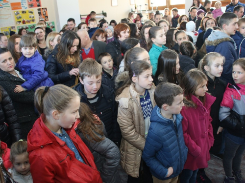 FOTO: Sv. Nikola radosno dočekan i u župi Rama Šćit