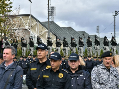 U Sarajevu sahranjen ubijeni policajac Davor Vujinović