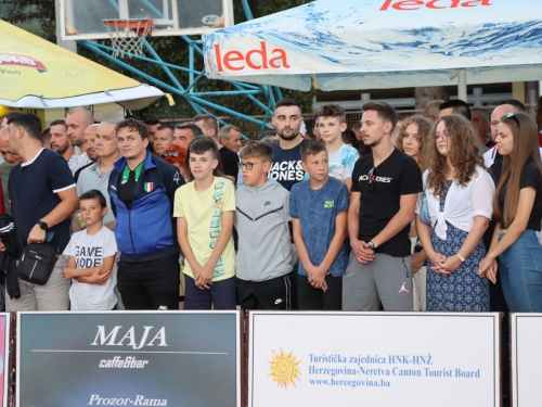 FOTO: Ekipa ''Ba.Riba'' pobjednik 20. Streetball Rama 2022.