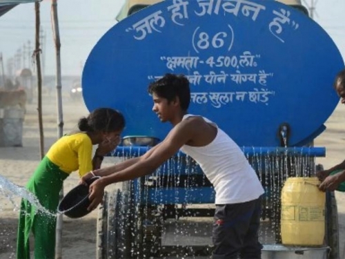 Indija se bori s temperaturama do 50 stupnjeva