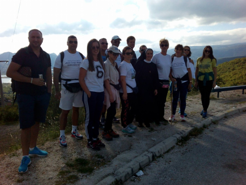 FOTO: Ramski hodočasnici krenuli jutros pješice u Sinj