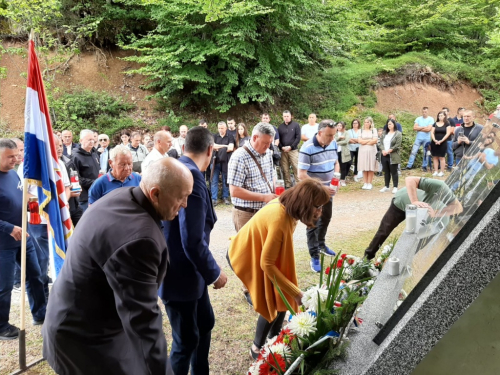 FOTO: Na Pomenu obilježena 27. obljetnica stradanja hrvatskih branitelja