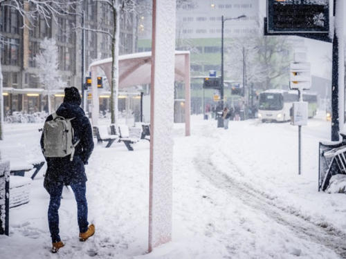 Oluja Goretti pogodila Europu: Tisuće letova otkazane, stoje vlakovi