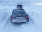 Snježni nanosi zatvorili cestu Šujica - Kupres za sva vozila