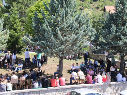 FOTO: Vanjska proslava sv. Ane u Podboru