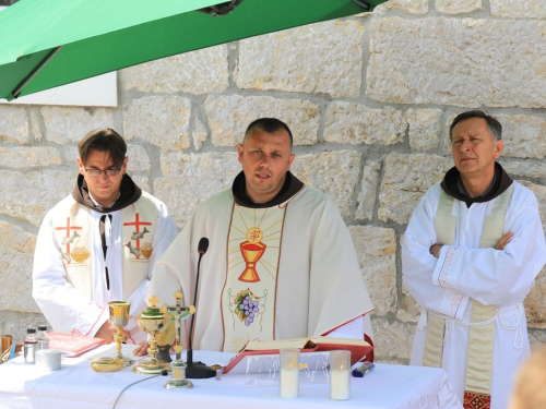 FOTO: Proslava sv. Ante na Zvirnjači