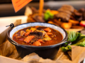 Gulaš bez vode - treba vam samo strpljenje i dobar lonac