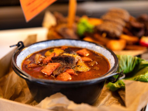 Gulaš bez vode - treba vam samo strpljenje i dobar lonac