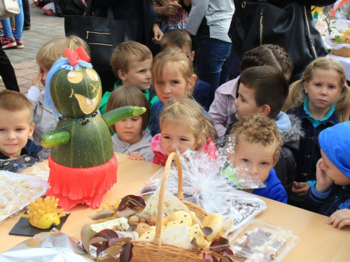 FOTO: Dani kruha i zahvalnosti za plodove zemlje u OŠ Marka Marulića Prozor