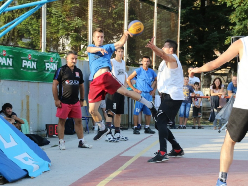 FOTO: ''General Vasilije Mitu'' iz Zagreba pobjednik 15. Streetball Rama