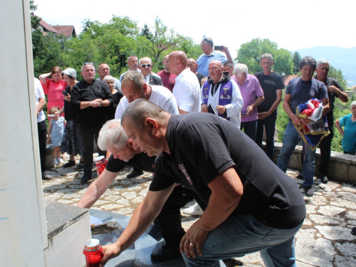 FOTO: U Rumbocima obilježena 52. obljetnica Fenix skupine 72