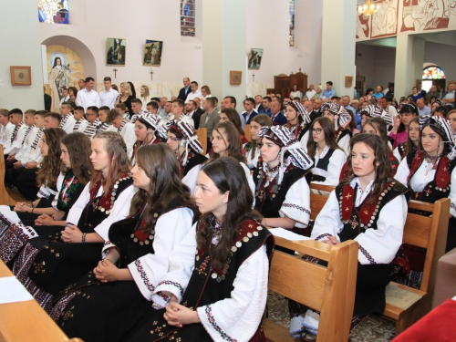 FOTO: Krizma u župi Rama-Šćit