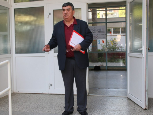 FOTO: U Prozoru održano županijsko natjecanje iz matematike