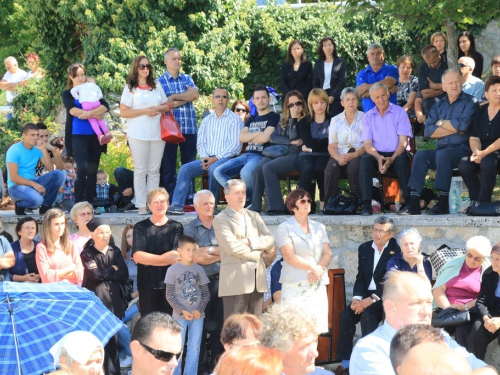 FOTO/VIDEO: Na Uzdolu obilježena 22. obljetnica stravičnog pokolja nad Hrvatima