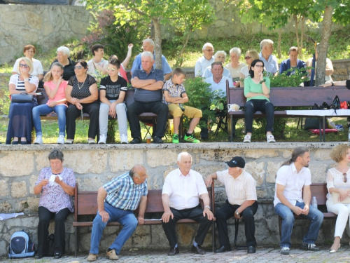 FOTO: Na Uzdolu svečano proslavljen sv. Ivo i 160. obljetnica župe