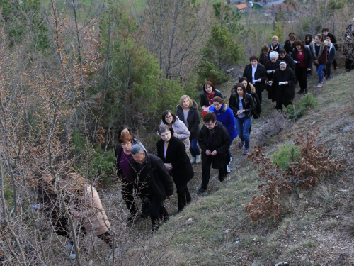 FOTO: Ramski put križa na brdo Gračac