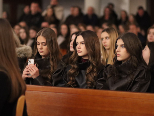 Veličanstvena završnica u Rami: ''Čuvarice'' koncertom u Prozoru zaključile korizmenu turneju