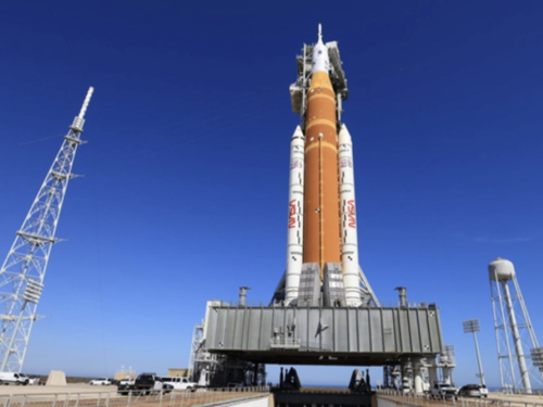 NASA trebala poslati prvu ljudsku posadu oko Mjeseca nakon 50 godina