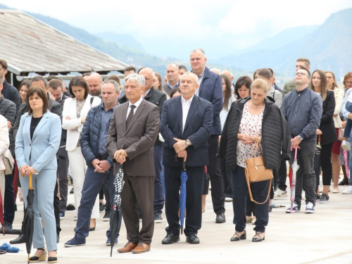 FOTO: Mlada misa fra Antonia Baketarića u Rumbocima