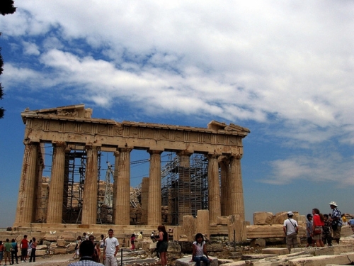 Došla voda do grla: Grci za gospodarski spas spremni prodati atensku Akropolu?