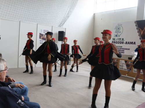 FOTO: Otvoren 17. sajam ''Dani šljive Prozor - Rama 2024.''