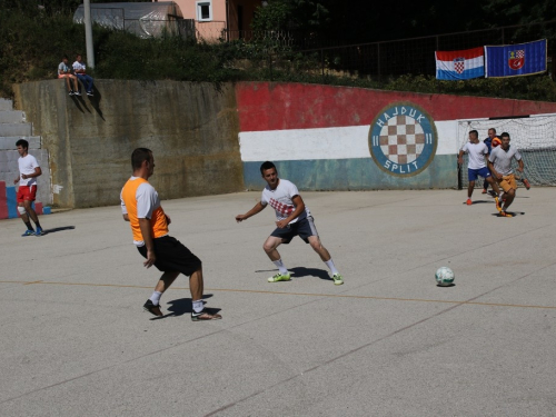 FOTO: Torcida Ripci pobjednik malonogometnog turnira u Ripcima