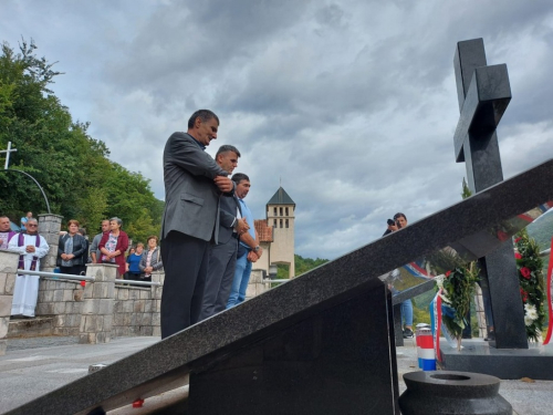 FOTO: Na Hudutskom obilježena 29. obljetnica stradanja Hrvata