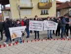 Poruke s prosvjeda u Uskoplju: “Zatijevamo obrazloženja za svaki odbijeni glas…”