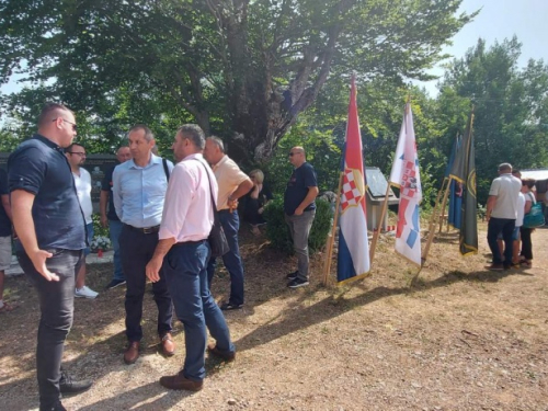 FOTO: Na Pomenu obilježena 28. obljetnica stradanja hrvatskih branitelja