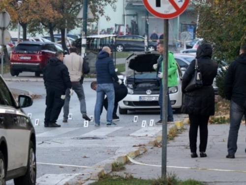 Pronađen automobil kojim su pobjegli ubojice sarajevskih policajaca?