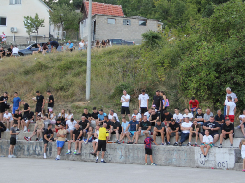 FOTO: 'Gračac' pobjednik turnira u Rumbocima