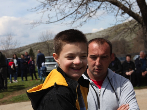 FOTO: Druženje Rumbočana i sv. misa na Zahumu