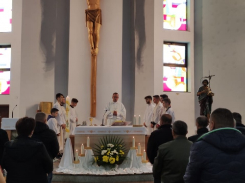 FOTO: Uskrs u župi Uzdol