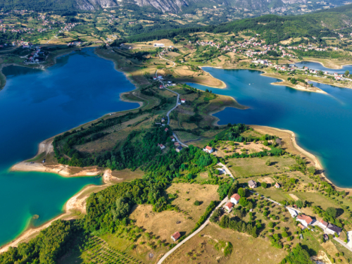 OGLAS: Prodaje se zemljište u blizini Ramskog jezera