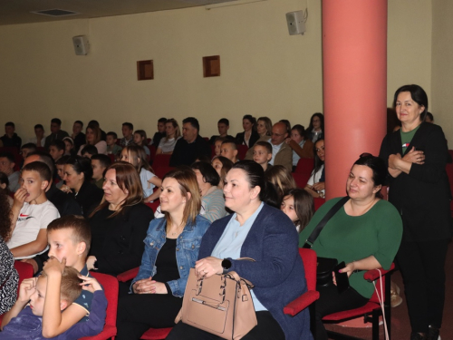 FOTO: Svečano proslavljen Dan OŠ Marka Marulića Prozor