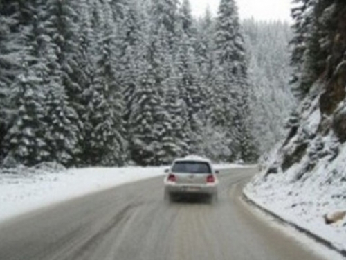 Otežan promet zbog ugaženog snijega na cestama