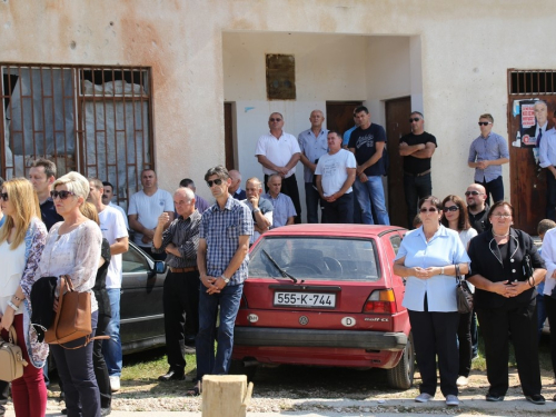 FOTO/VIDEO: Na Uzdolu obilježena 23. obljetnica stravičnog pokolja nad Hrvatima