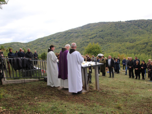 FOTO: Na Maglicama obilježena 83. obljetnica stradanja